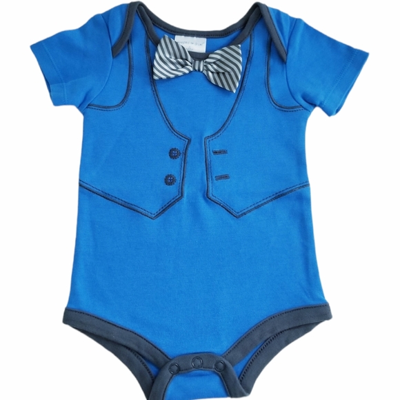 3/$25 Dressed to Drool Baby Boy Bow Tie Onesie Size 9 Months - Picture 2 of 11